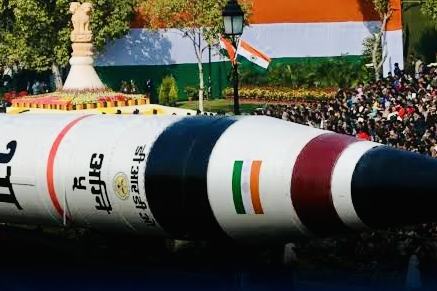 ভারতের ‘নিজস্ব আয়রন ডোম’-এর পথে বড় অগ্রগতি: DRDO’র টানা তিন ক্ষেপণাস্ত্র পরীক্ষা সফল।