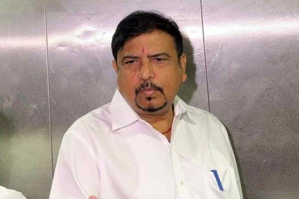ত্রাণসামগ্রী আত্মসাতের অভিযোগে গ্রেপ্তার তৃণমূল নেতা উজ্জ্বল বিশ্বাস, পশ্চিমবঙ্গে রাজনৈতিক আলোড়ন