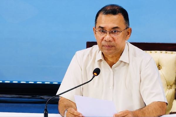 শিক্ষকদের অবসর সুবিধার টাকা পেতে আর দপ্তরে দপ্তরে ঘুরতে হবে না: প্রধানমন্ত্রী