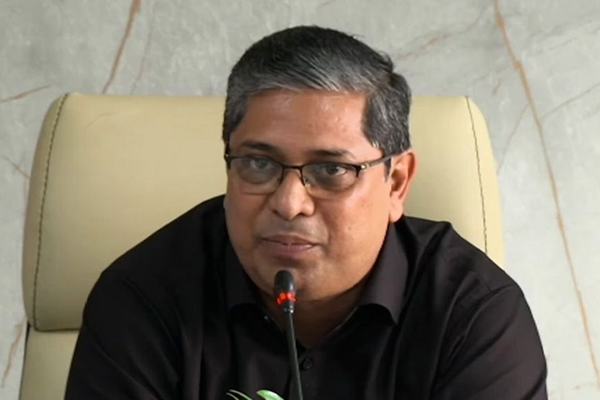 সৌরবিদ্যুৎ ছাড়া চার্জ দিলে ই-রিকশার নিবন্ধন নয়, গুনতে হবে জরিমানাও